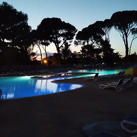 Horizon Vaunage, 4 Pers Piscine A * Calvisson